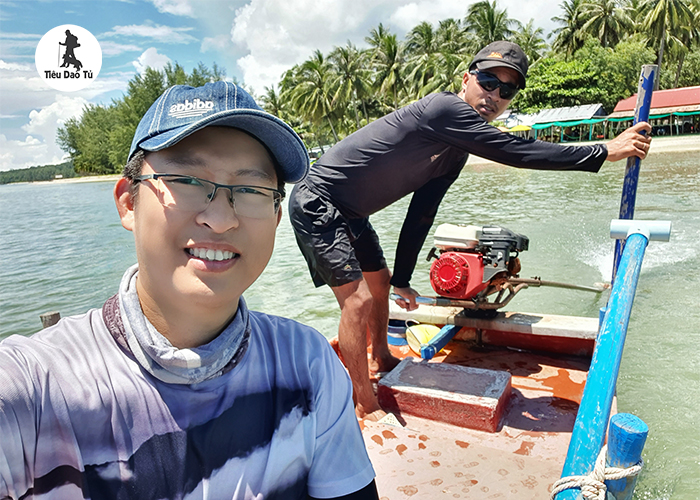 Khởi hành ra bãi đá vàng bắt nhum